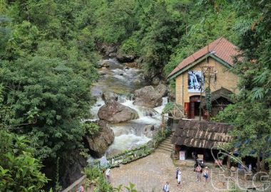Decouvrir le village Cat Cat Sapa vietnam