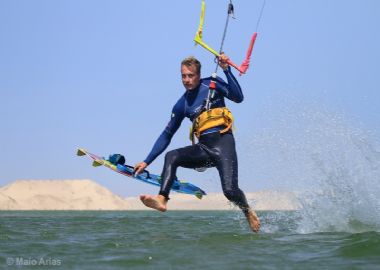 S’initier au kitesurf et au paddle sur le littoral d’Afrique du Sud